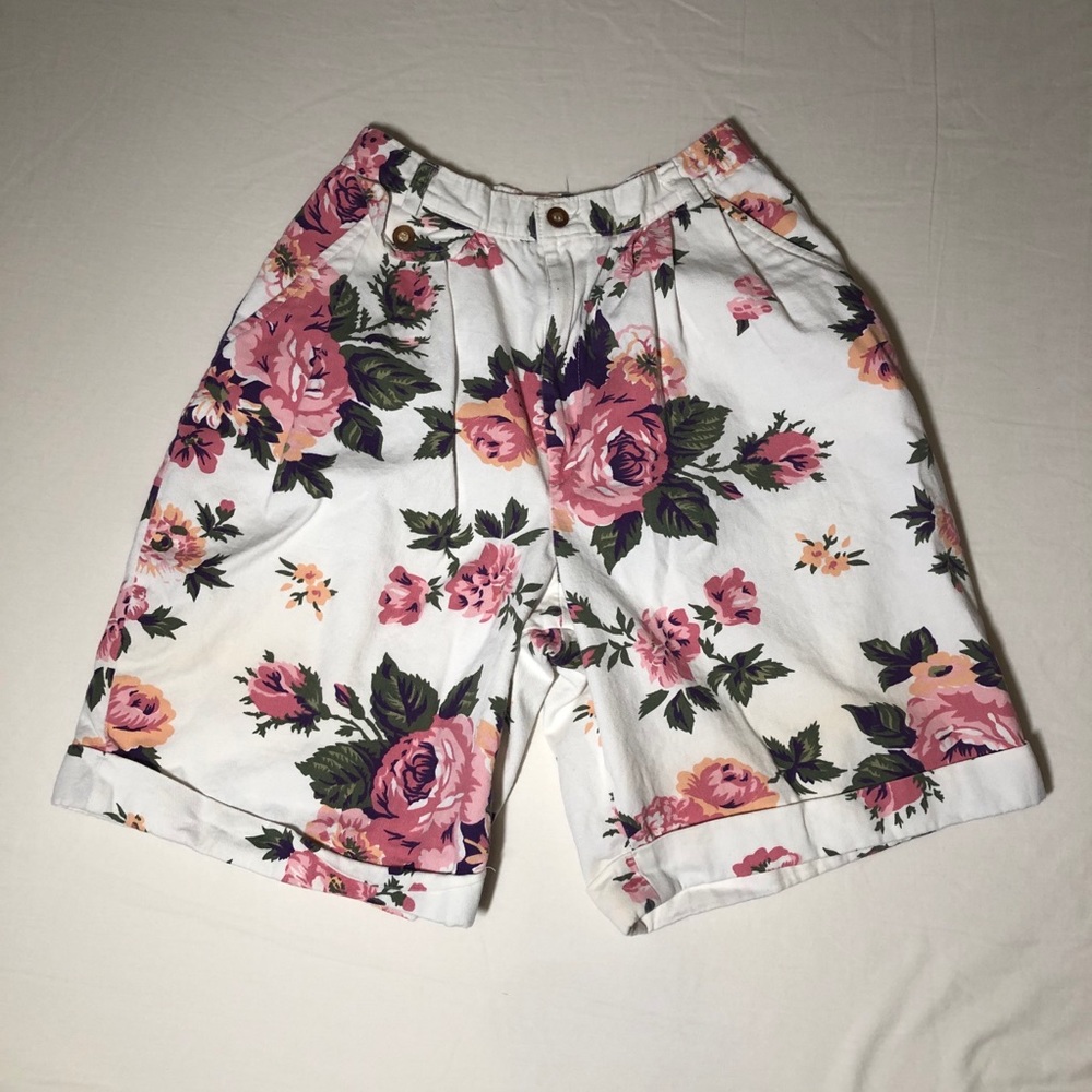 80s Vintage High Waisted Floral Shorts